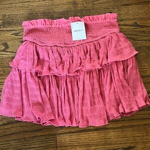 🚨NWT🚨Pink Ruffle Skirt